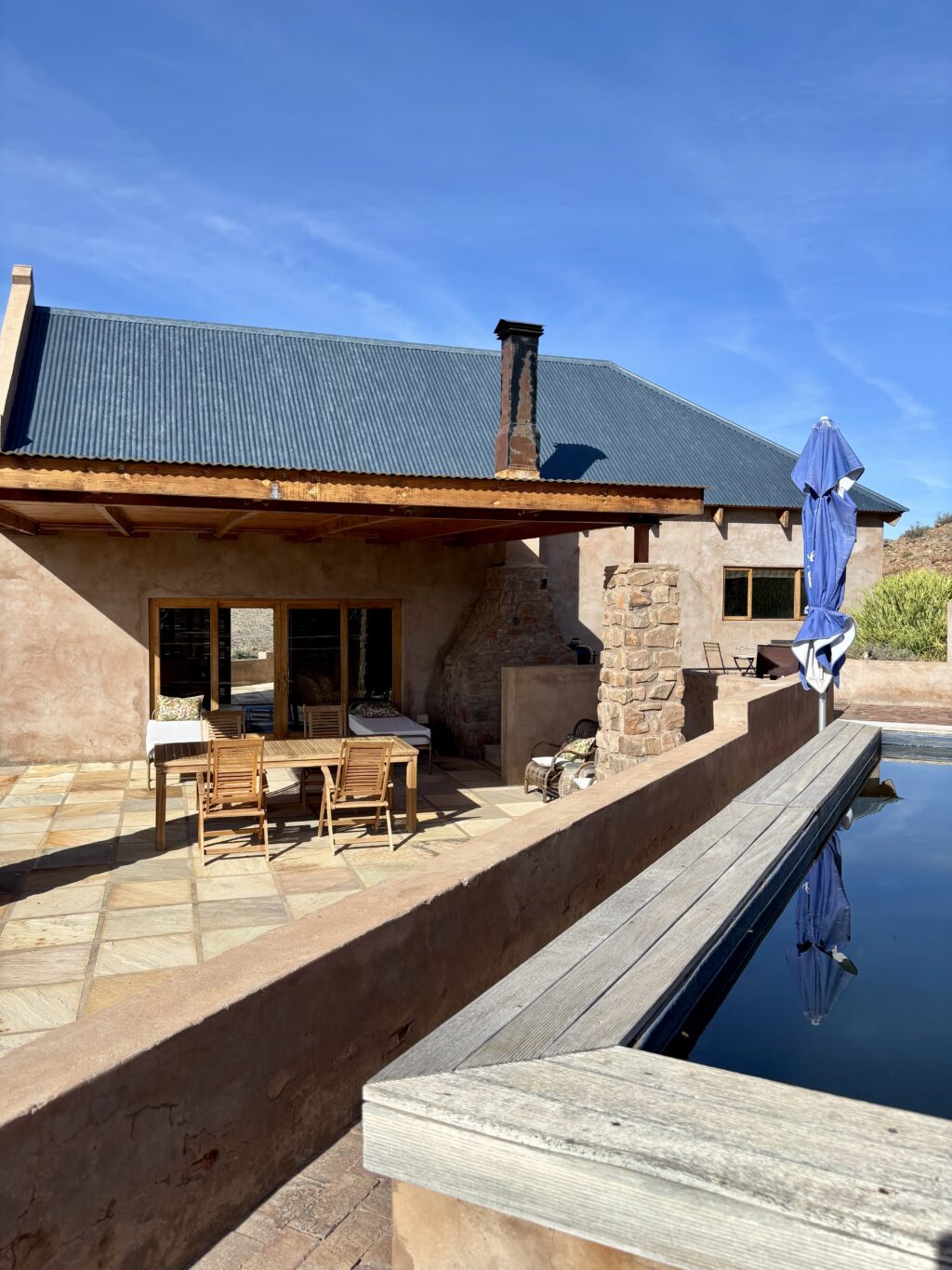 Terrasse mit Pool